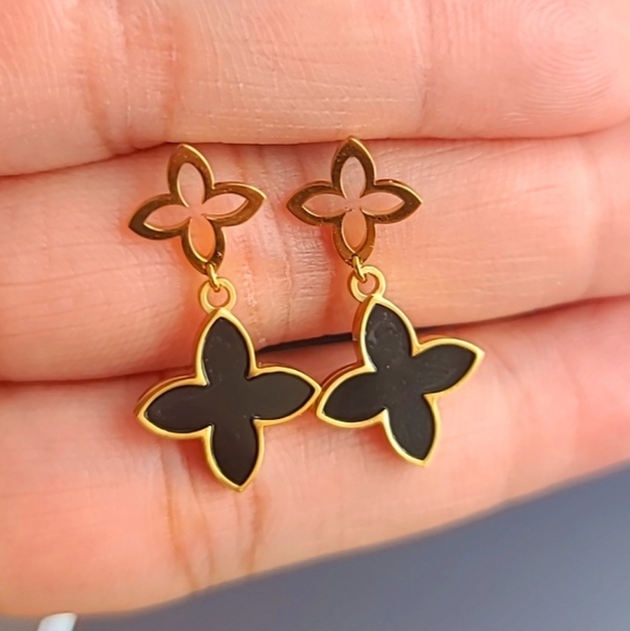 Dangle earrings - Picture 3 of 7